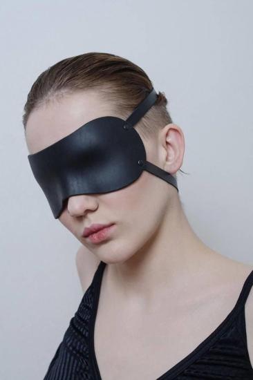 Aria’s Closet Düz Siyah Maske Uyku Gözlüğü